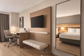 Premium Room, 2 Queen Beds, Non Smoking, Tower