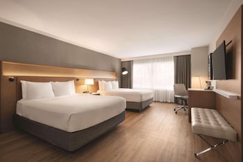 Premium Room, 2 Queen Beds, Non Smoking, Tower