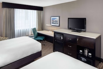 Room, 2 Double Beds, Hearing Accessible, Non Smoking (Mobility, Bathtub w/ Grab Bars)