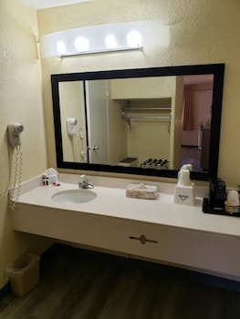 Room, 2 Queen Beds, Non Smoking