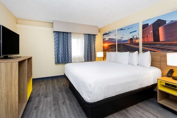 Deluxe Suite, 1 King Bed, Non Smoking