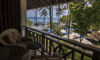 Deluxe Room, 1 King Bed, Non Smoking, Ocean View (Balcony)