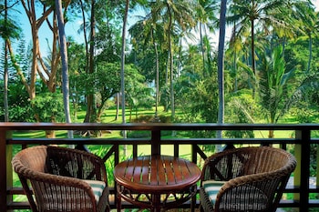 Deluxe Room, 2 Twin Beds, Non Smoking, Garden View (Balcony)
