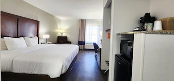 Standard Room, 1 King Bed, Non Smoking