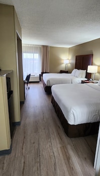 Standard Room, 2 Queen Beds, Non Smoking