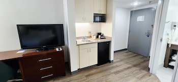 Standard Room, 1 King Bed with Sofa bed, Non Smoking