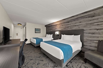 Standard Room, 2 Queen Beds, Non Smoking, Balcony (Walk-in Shower)