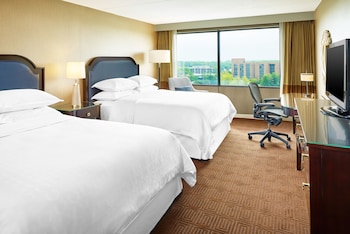 Club Room, 2 Queen Beds