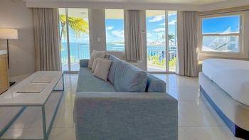 Premium Room, 1 King Bed, Ocean View