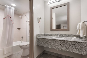 Superior Room, 1 King Bed, Non Smoking (Renovated)