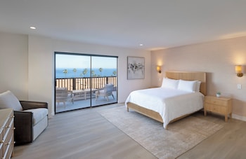 All New Terrace Ocean View King (Stair Access Only)