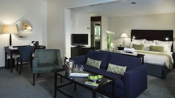 Premium Room, 1 King Bed