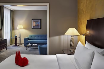 Premium Room, 1 King Bed