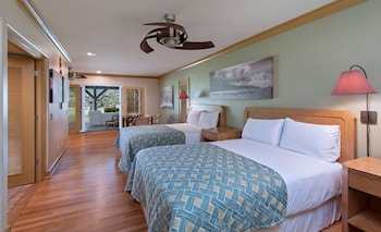 Room, 2 Queen Beds, Garden View