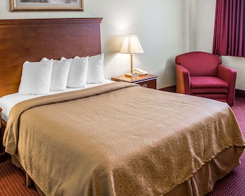 Standard Room, 1 Queen Bed, Non Smoking