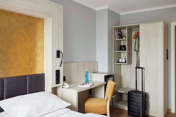 Standard Room, 1 Double Bed