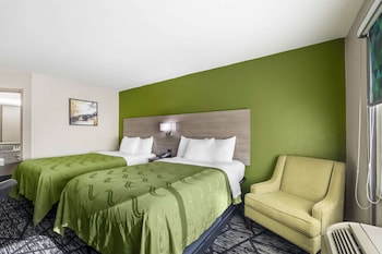 Double Room, 2 Double Beds, Smoking (Interior Corridor)