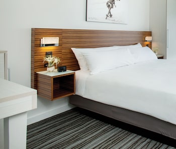 Suite, 1 Bedroom, Non Smoking (with Soaker Tub)