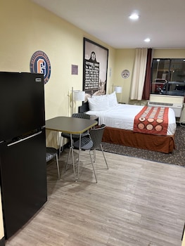Family Suite, 1 King Bed, 1 Bunk Bed, Non Smoking