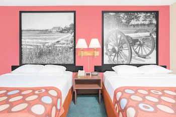 Room, 2 Queen Beds, Non Smoking