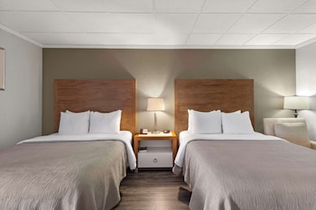 Standard Room, 2 Queen Beds, Non Smoking (No Pets)