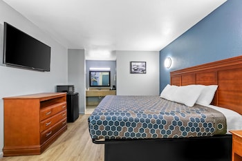 Room, 1 King Bed, Non Smoking