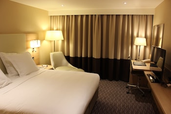 Standard Room, 1 Queen Bed