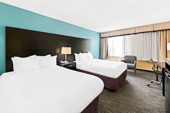 Standard Room, 2 Double Beds, Non Smoking
