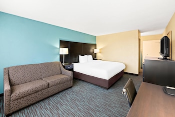Standard Room, 1 King Bed with Sofa bed, Non Smoking (2 Person Sofabed)