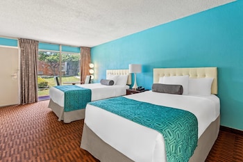 Double Room, 2 Double Beds, Smoking