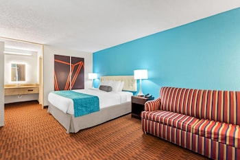 Standard Room, 1 King Bed, Smoking