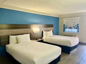 Deluxe Room, 2 Double Beds