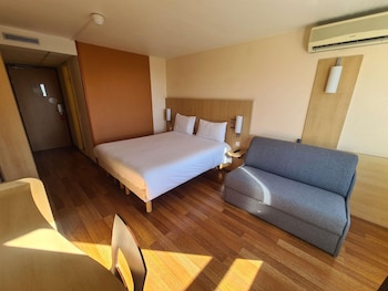 Premium Room, 1 Double Bed with Sofa bed