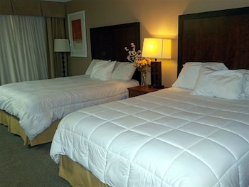 Room, 2 Queen Beds, Non Smoking