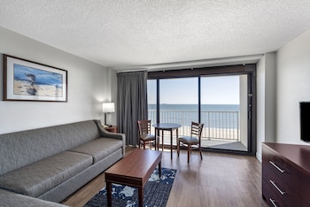 Standard Suite (floors 8 - 10)