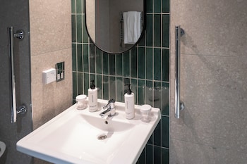 Standard Room, 1 Double Bed, Accessible (Standalone Shower)