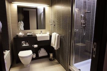 Standard Room, 1 King Bed (Upgraded, High Floor)