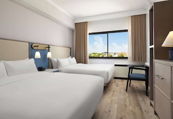 Room, 2 Queen Beds (Preferred)