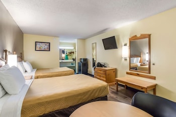 Standard Room, 1 King Bed with Sofa bed, Smoking