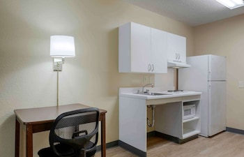 Studio, 1 King Bed, Accessible, Non Smoking