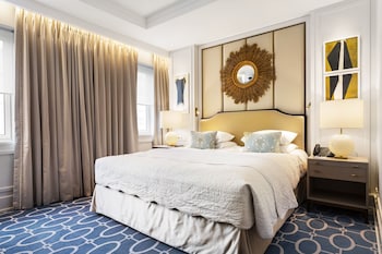 Superior Room, 1 King Bed