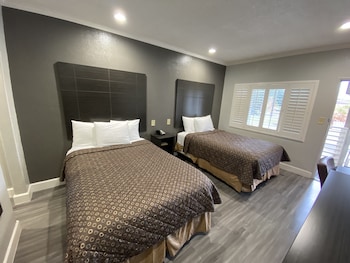 Superior Double Room, 2 Double Beds, Non Smoking
