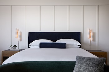 Premium Room, 1 King Bed (Spa)