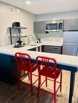 Room, 2 Queen Beds, Non Smoking (Kitchenette)