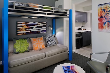 Family Loft, 1 Bedroom, City View