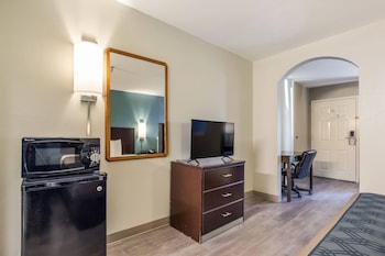 Standard Room, 1 King Bed with Sofa bed, Non Smoking