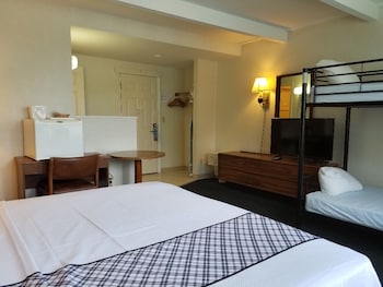 Room, Multiple Beds, Non Smoking