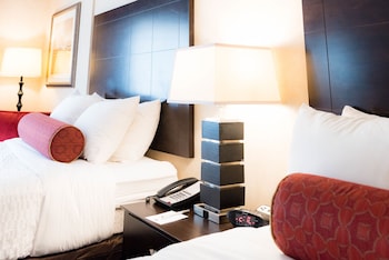 Suite, 2 Double Beds, Non Smoking