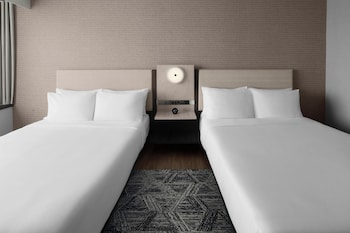 Room, 2 Queen Beds (Hearing Accessible)