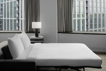 Executive Room, 1 King Bed with Sofa bed